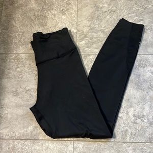 Small Nike leggings